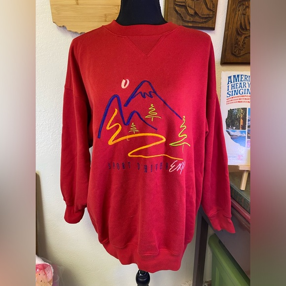 Vintage 90s Jeans By Express Sport D’Hiver Winter Embroidered XS Red Sweatshirt - Picture 2 of 15
